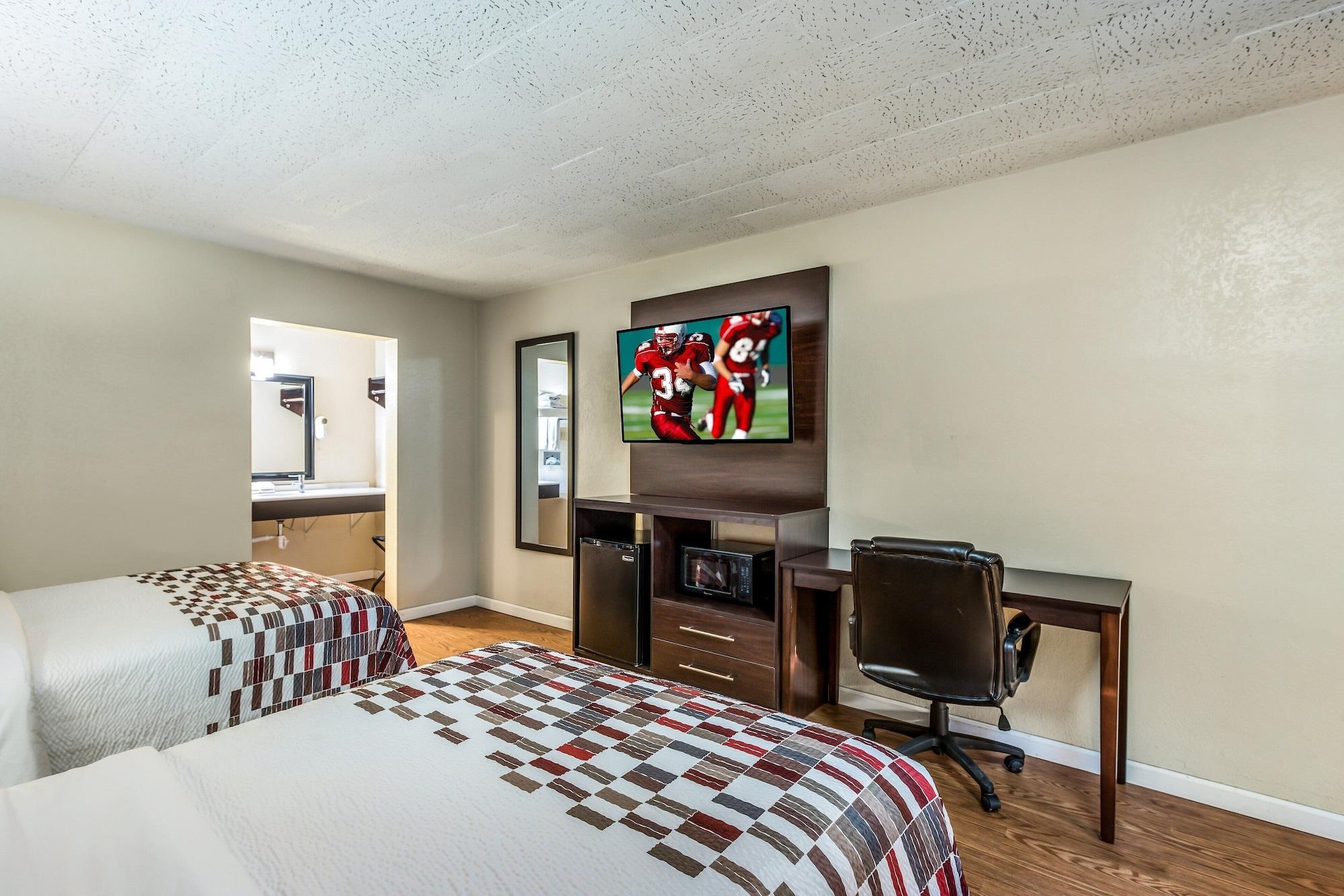 Red Roof Inn & Suites Wapakoneta Εξωτερικό φωτογραφία