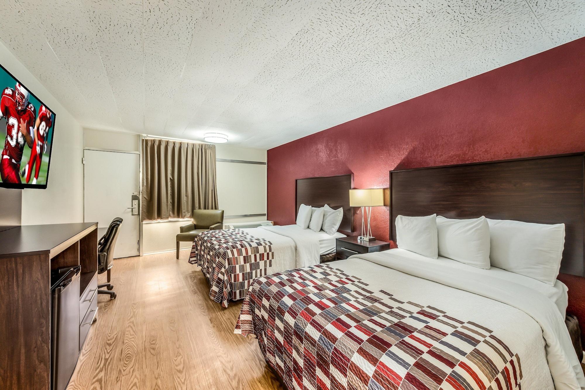Red Roof Inn & Suites Wapakoneta Εξωτερικό φωτογραφία