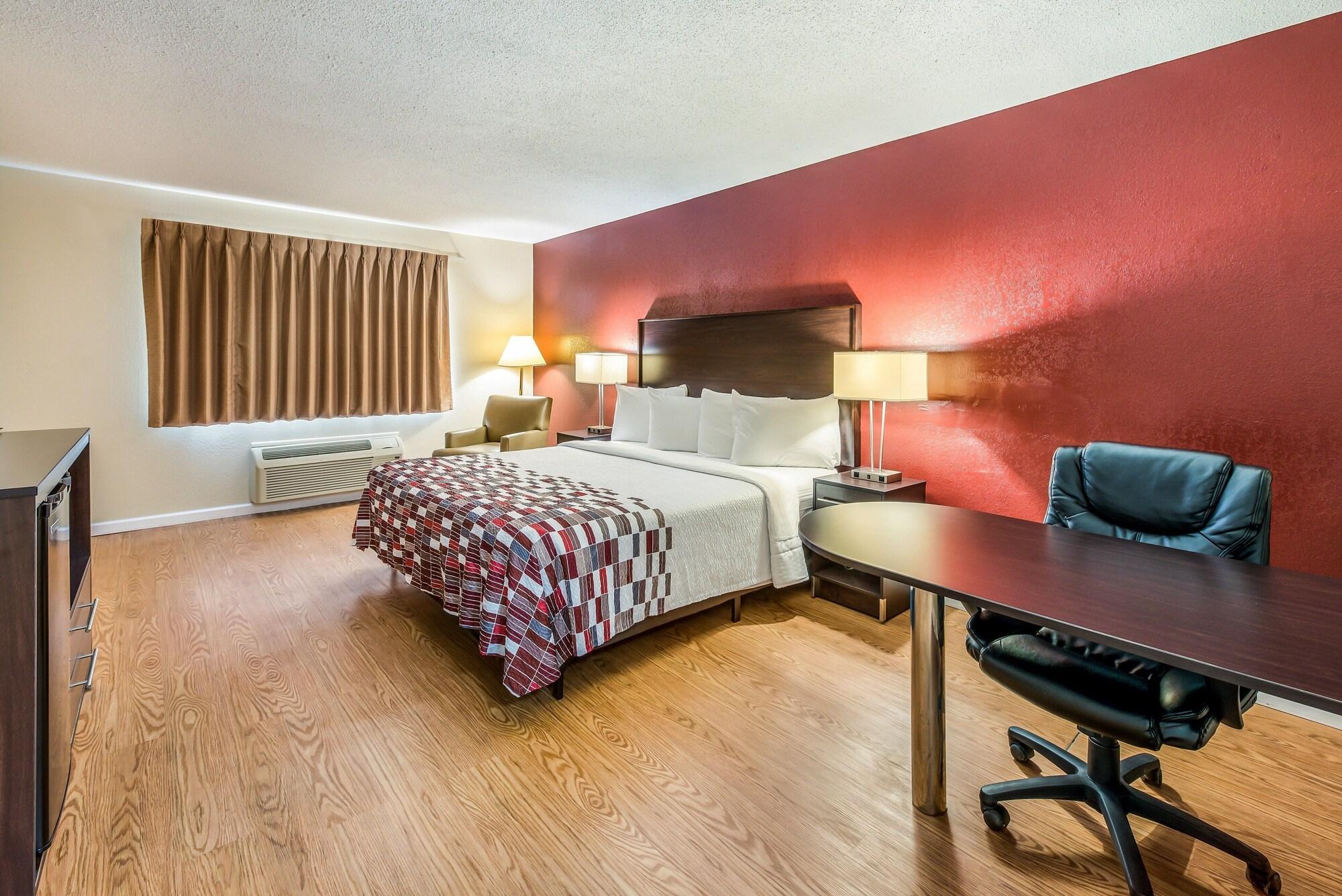 Red Roof Inn & Suites Wapakoneta Εξωτερικό φωτογραφία
